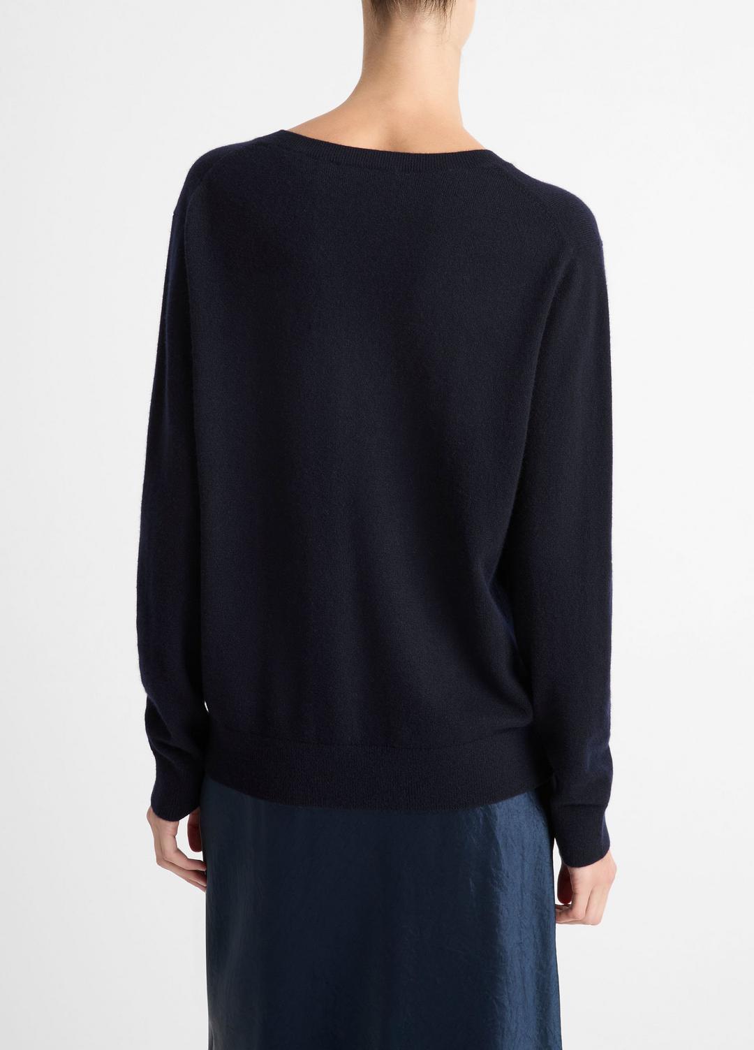 VINCE Quality - Cashmere Weekend V-Neck Sweater in V-Neck