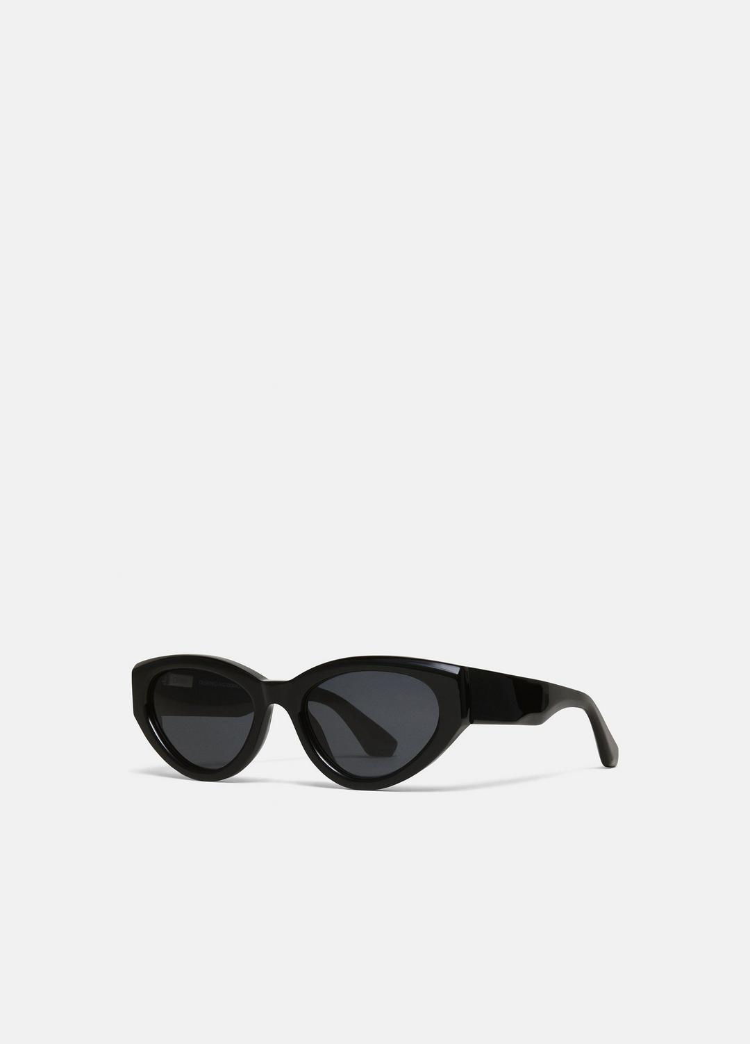VINCE Value - Chimi 06 Sunglasses in Sunglasses