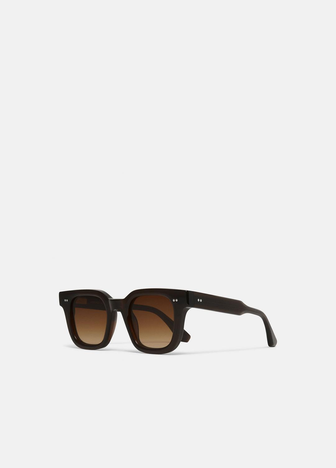 VINCE Smart Buy - Chimi 04 Sunglasses in Sunglasses