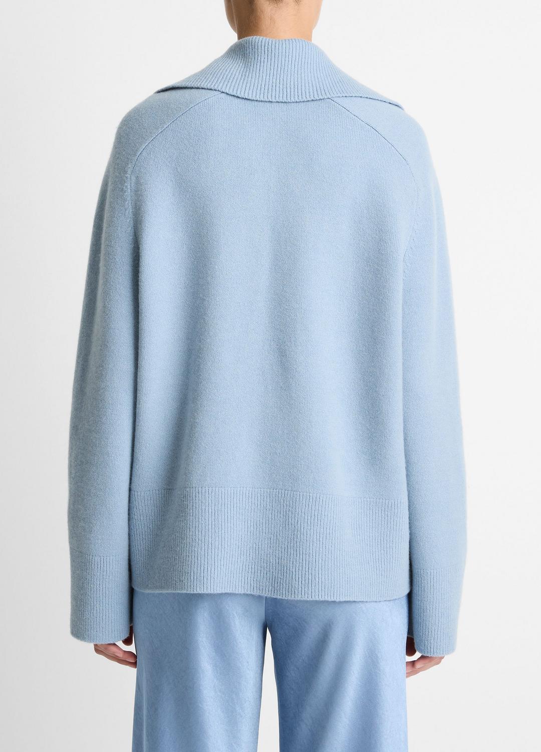 VINCE Essential - Wool & Cashmere-Blend Oversized Polo Sweater in V-Neck
