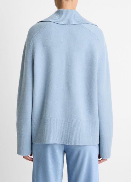 VINCE Essential - Wool & Cashmere-Blend Oversized Polo Sweater in V-Neck