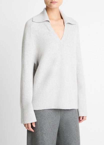 VINCE Signature - Wool & Cashmere-Blend Oversized Polo Sweater in V-Neck
