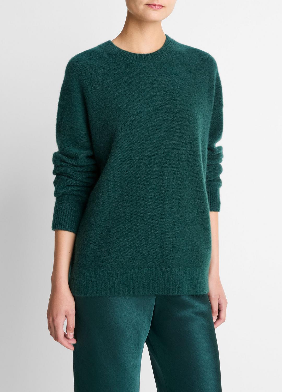 VINCE Special Offer - Plush Cashmere Crew Neck Sweater in Crew Neck