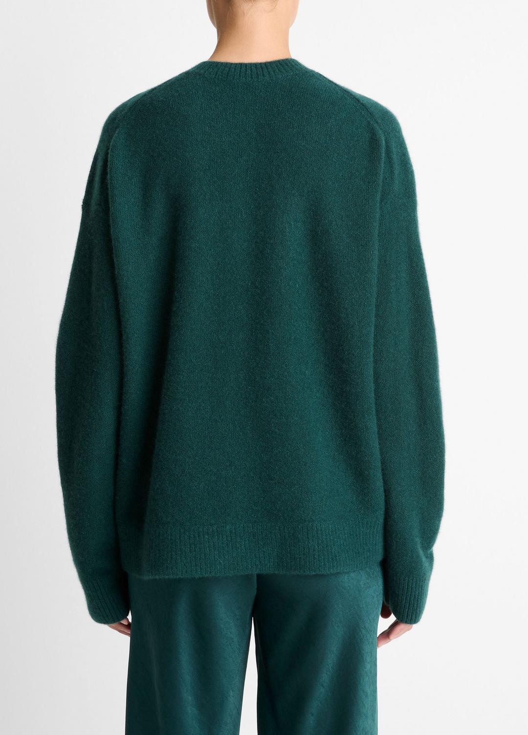 VINCE Special Offer - Plush Cashmere Crew Neck Sweater in Crew Neck