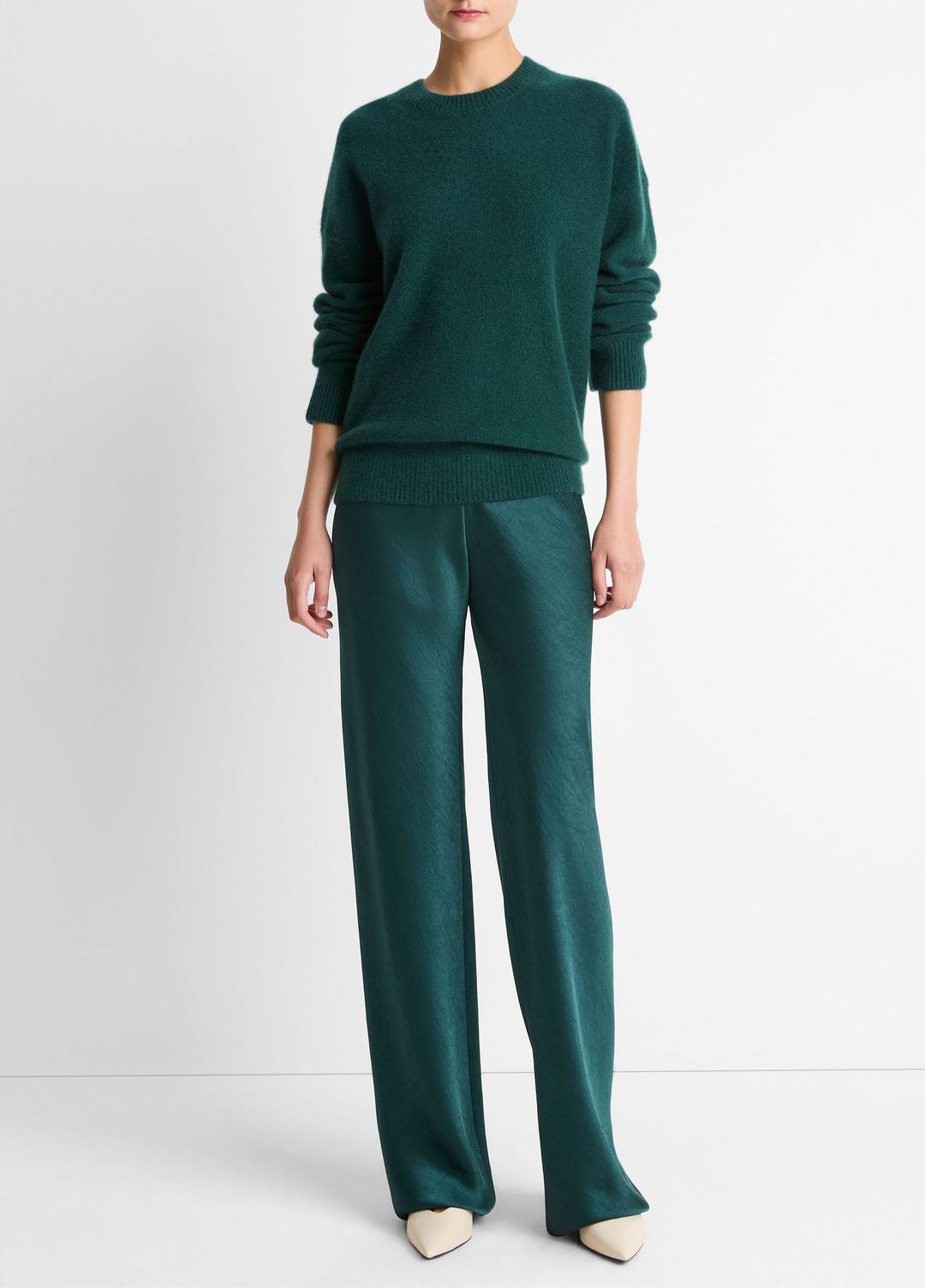VINCE Special Offer - Plush Cashmere Crew Neck Sweater in Crew Neck