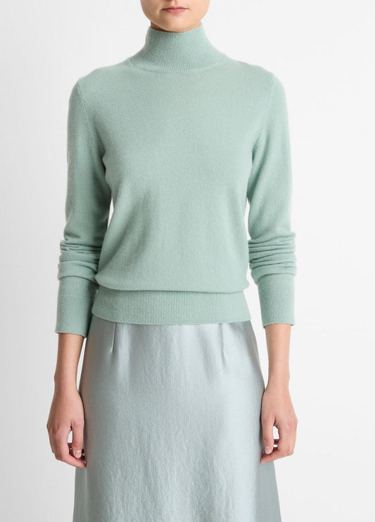 VINCE Recommended - Cashmere Turtleneck Sweater in Turtleneck