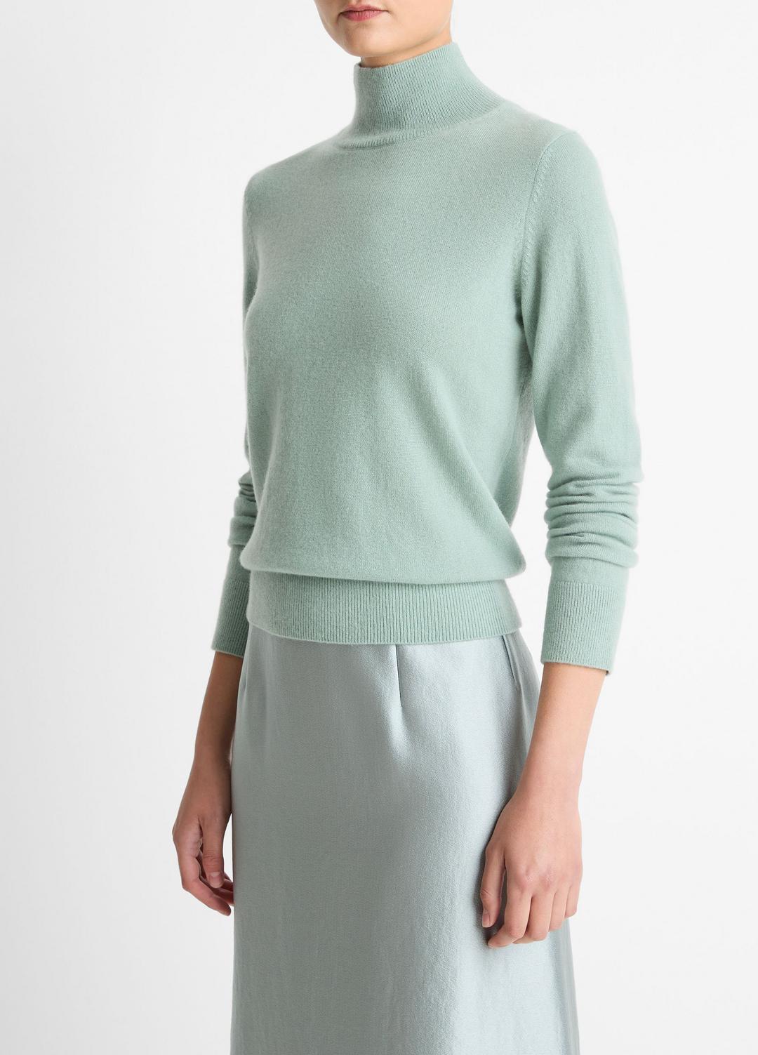 VINCE Recommended - Cashmere Turtleneck Sweater in Turtleneck