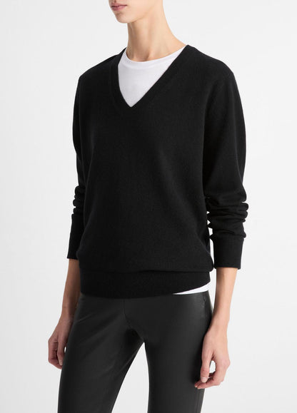 VINCE Great Value - Cashmere Weekend V-Neck Sweater in V-Neck