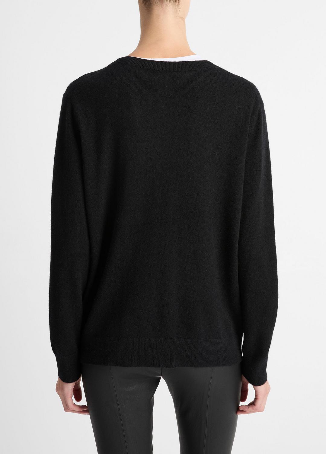 VINCE Great Value - Cashmere Weekend V-Neck Sweater in V-Neck