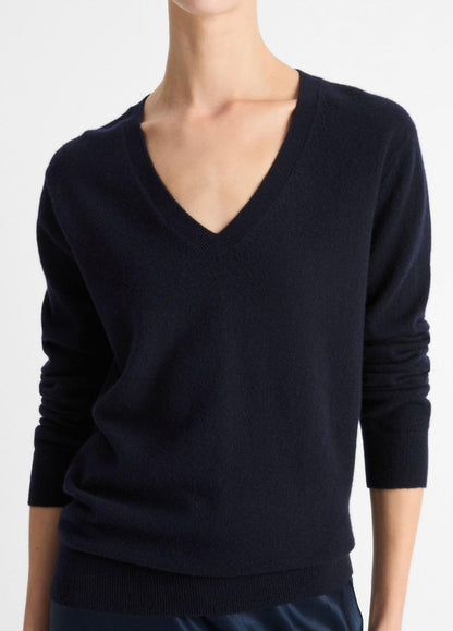 VINCE Quality - Cashmere Weekend V-Neck Sweater in V-Neck