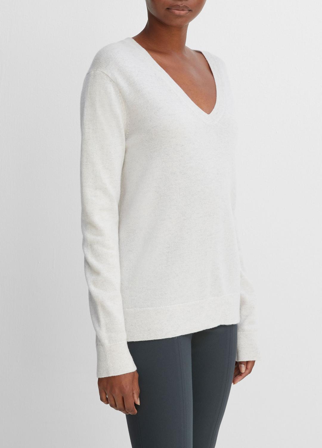 VINCE Recommended - Cashmere Weekend V-Neck Sweater in V-Neck