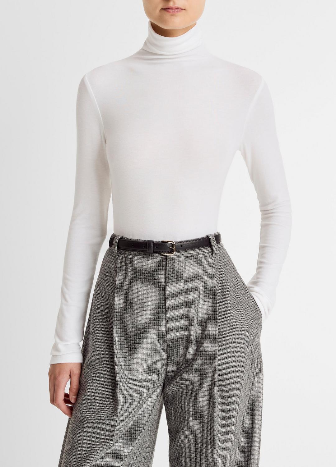 VINCE Classic - Essential Long-Sleeve Turtleneck Top in Long Sleeve