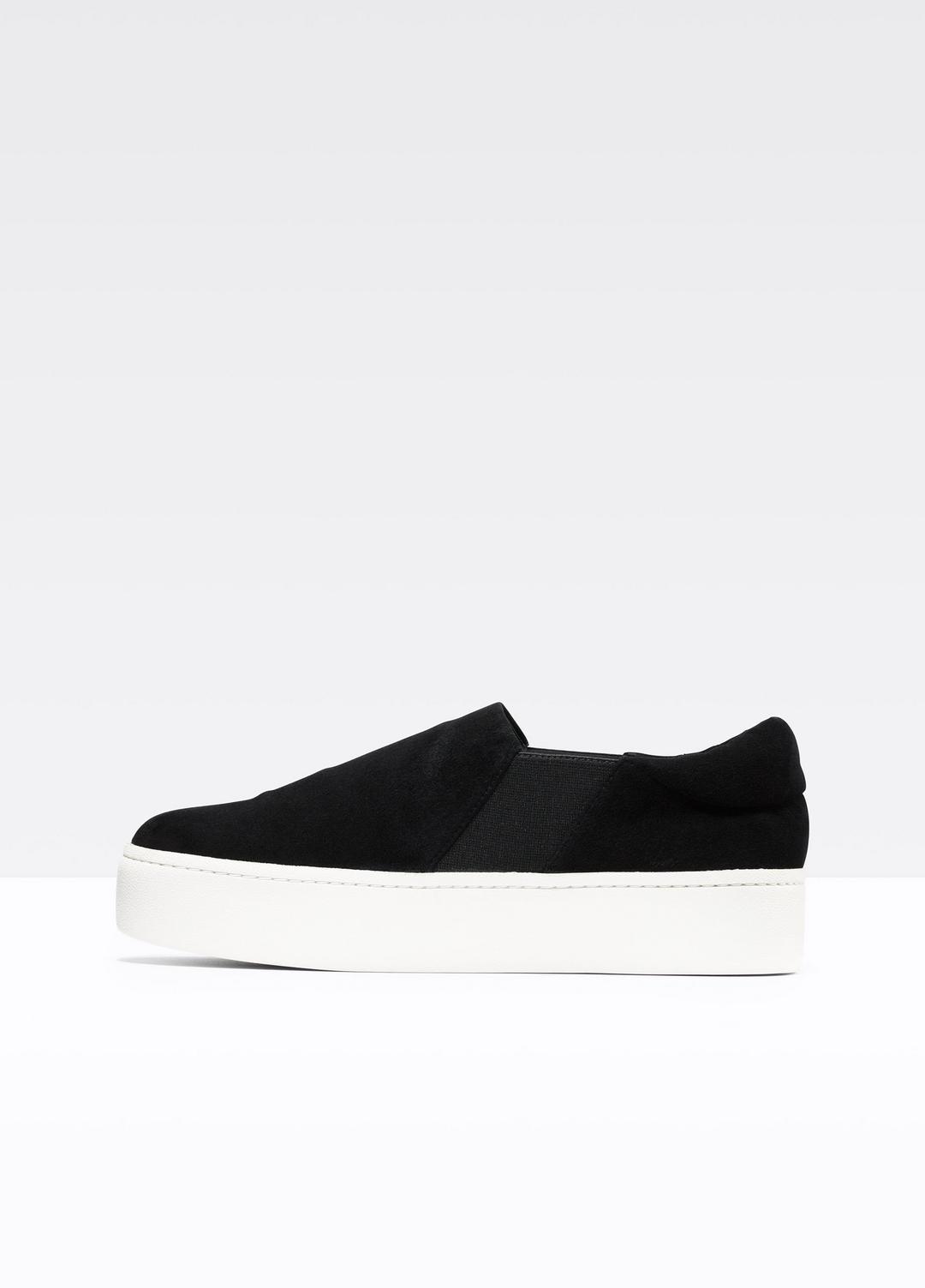 VINCE New - Suede Warren Sneaker in Sneakers