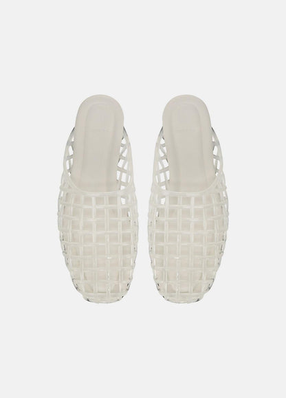 VINCE Classic - Barcelona Jelly Sandal in Sandals
