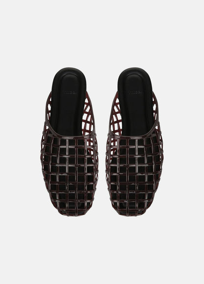VINCE Premium - Barcelona Jelly Sandal in Sandals
