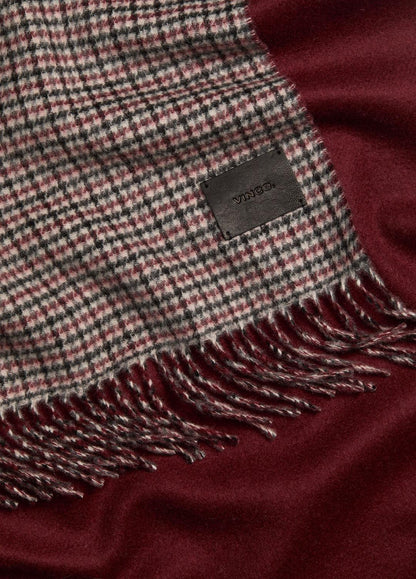 VINCE Essential - Micro-Houndstooth Cashmere Scarf in Scarves & Hats