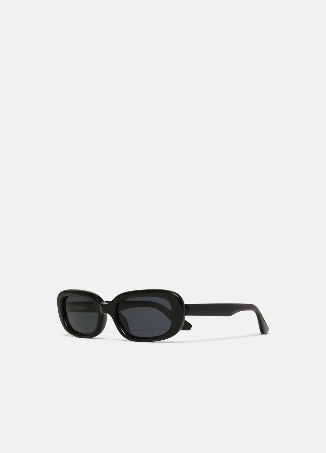 VINCE Customer Favorite - Chimi 12 Sunglasses in Sunglasses