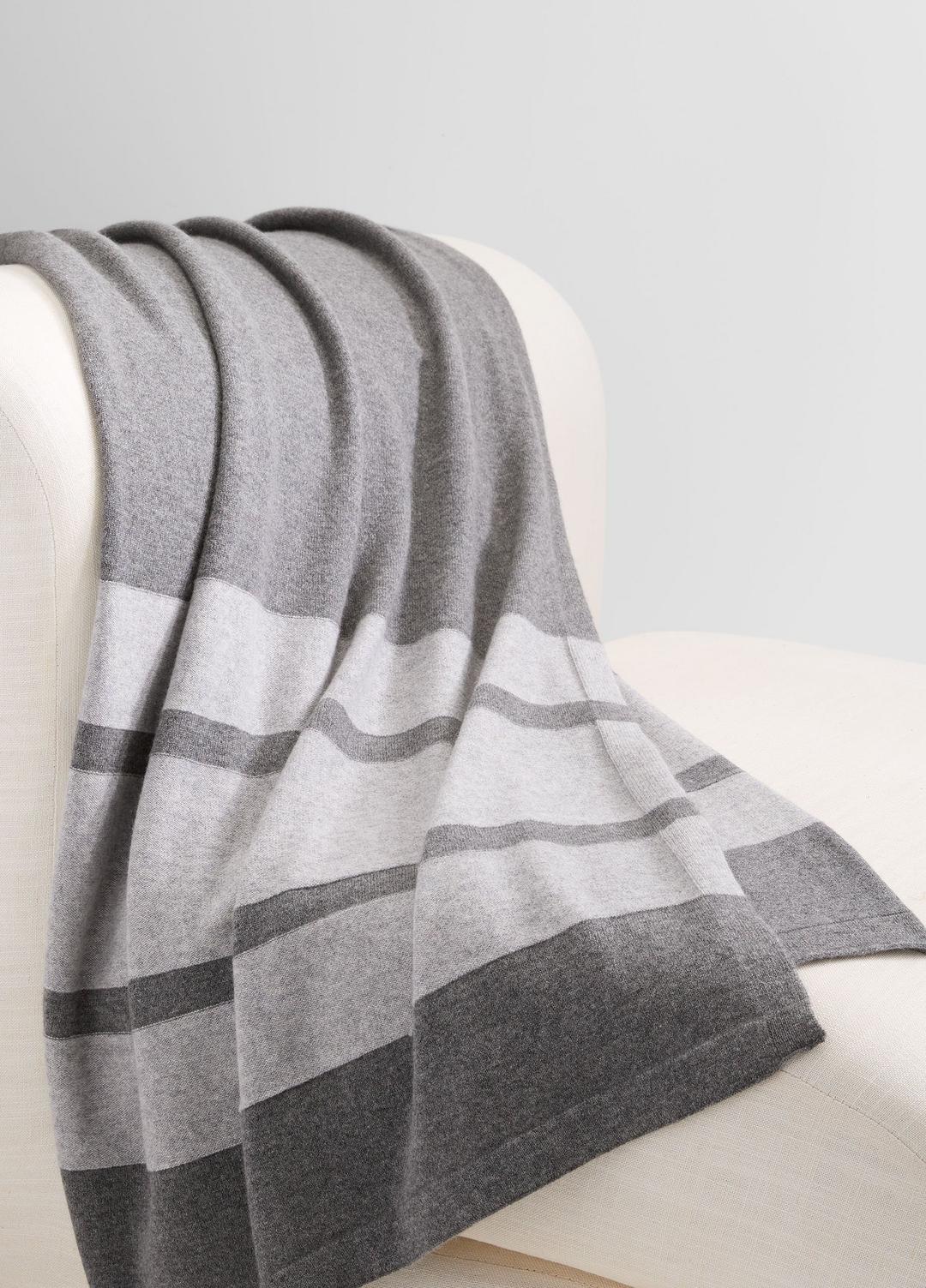 VINCE Recommended - Cashmere Jersey Stripe Throw in Pillows & Blankets