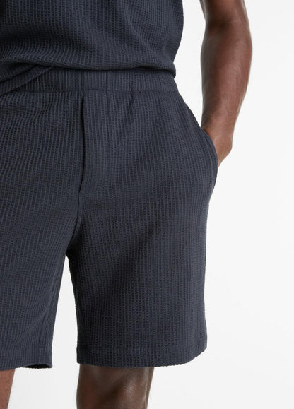 VINCE Everyday - Seersucker-Knit Stretch-Cotton Short in Shorts