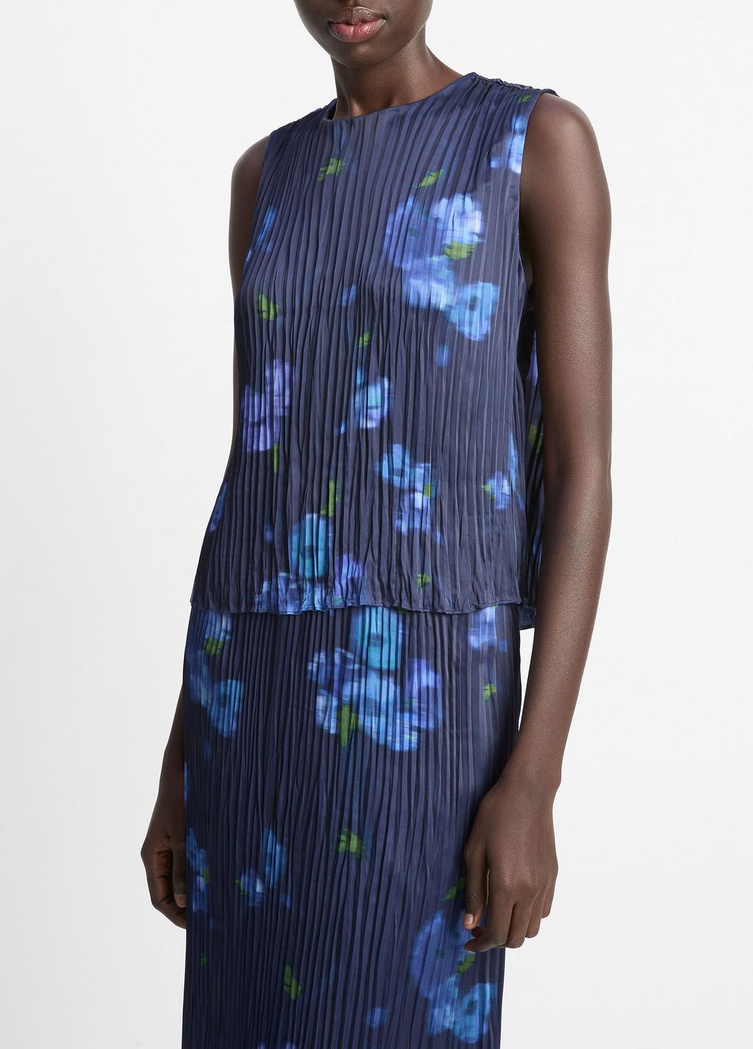 VINCE Sale - Poppy Blur Crushed Satin Shell in Shirts & Tees